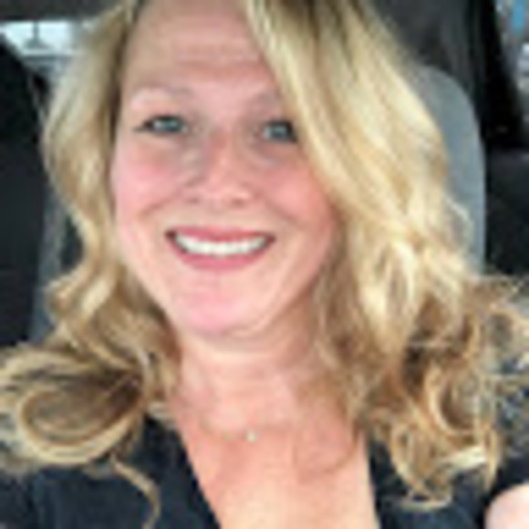 Meet your Posher, Michelle - Picture 1 of 1